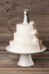 Mehrstöckige Hochzeitstorte