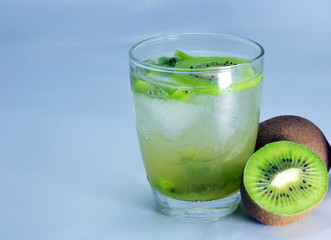 kiwi and juice
