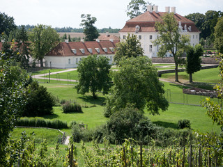 Meseberg-Schloss-Heidestrasse-13