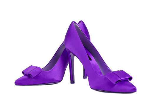 Zapatos violetas sobre fondo blanco aislado. de frente. space Stock Photo Stock
