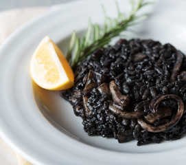 Black risotto with seafood