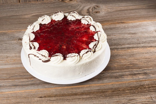 Preiselbeer-Sahne Torte