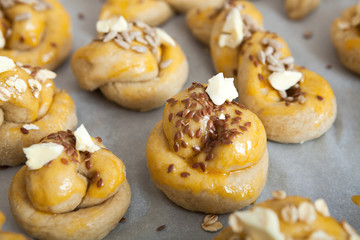 Baked rolls with sesame