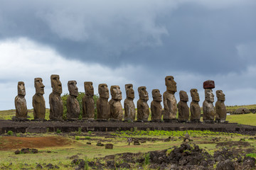 Moaïs - Rano raraku