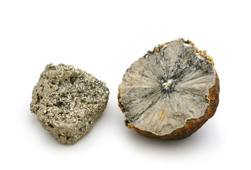 Pyritsonne und Pyritkristall