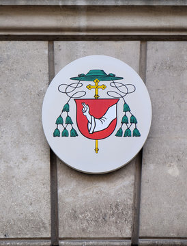 Coat of arms of Egon Kapellari Bishop of Graz-Seckau