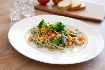 Spinach Fettuccine with Vegetables
