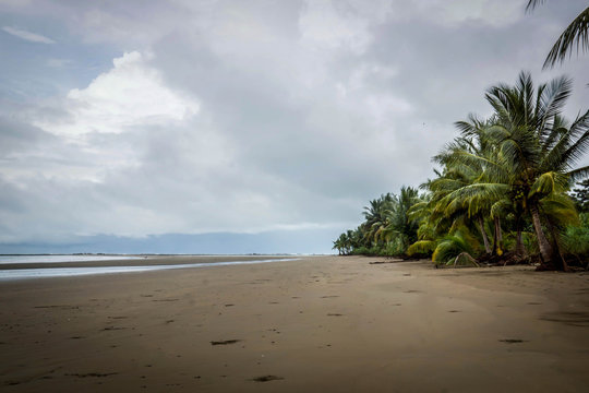 plage déserte du Costa Rica