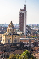 Obraz premium Aerial view of San Lorenzo Dome and the skyscraper,Turin