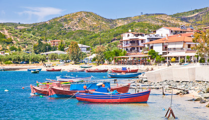Fototapeta na wymiar Beautiful Ouranoupolis harbour on Athos, Greece.