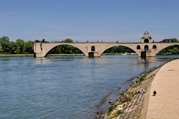 Fototapeta na wymiar Avignone, ponte 1