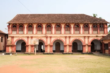 Gordijnen Santa cruz secondary school at Fort Cochin on India © fotoember