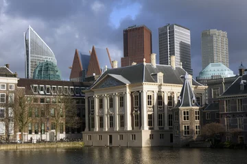 Fototapeten Old and new architectuur in the hague Holland © JPwebsites