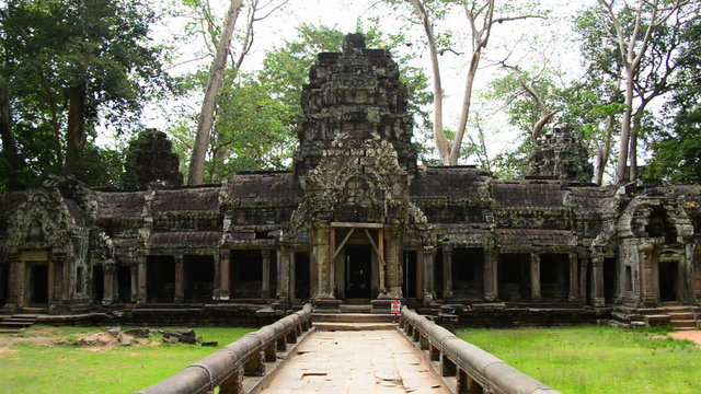 Zoom Out of Ancient Temple Entrance  - Angkor Wat Temple Complex, Cambodia
