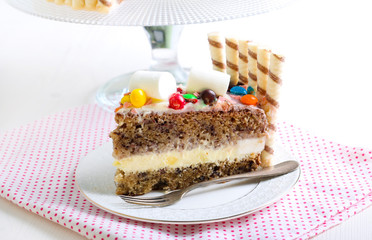 Banana layered cake