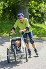 Obraz premium Sport mit Kinderwagen