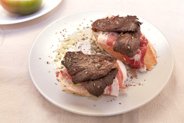 Pincho de Setas de cardo con jamón serrano