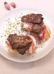 Pincho de Setas de cardo con jamón serrano