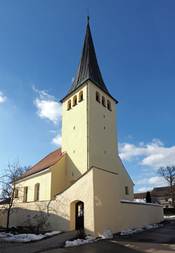 Pfarrkirche in Irlah&uuml;ll
