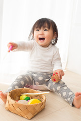 歓声をあげる子供