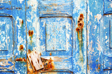 stripped paint in  rusty nail