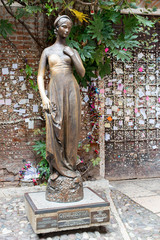 Statue of Juliet