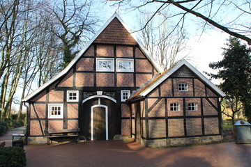 Häuser in einem Museumsdorf