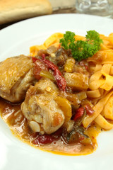 poulet basquaise et tagliatelles