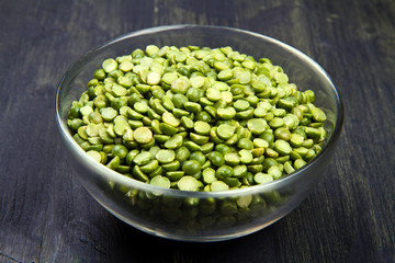dried peas on glass bowl