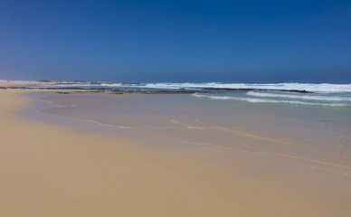 Fototapeta na wymiar Golden sand on Corralejo beach Canary islands Spain