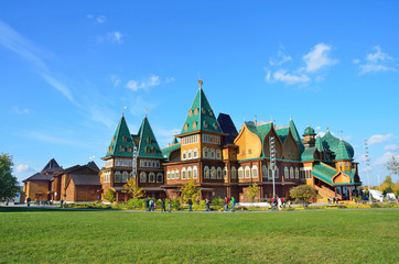 Деревянный дворец царя Алексея Михайловича в Коломенском © irinabal18
