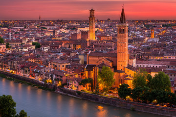 Obraz premium Sunset aerial view of Verona. Italy
