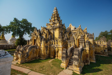 Fototapeta na wymiar Maha Aung Mye Bon Zan Monastery