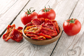 Dried and fresh tomato
