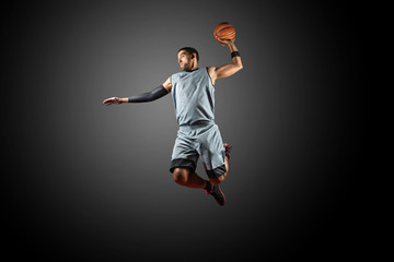 Obrazy na Plexi  Gracz koszykówki