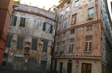 Fototapeta na wymiar Genova Piazza Valoria