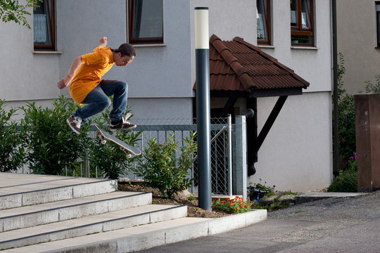 Skateboard Ollie Trick