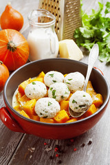 Baked pumpkin and chicken meatballs