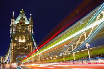 Obrazy na Plexi  Tower Bridge nocą
