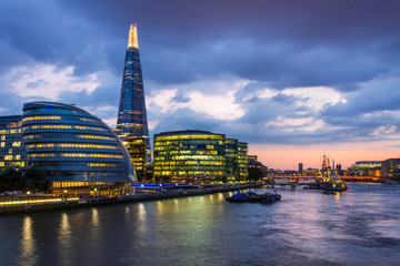 Fototapeta premium London bei Nacht