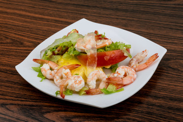 Shrimps with aloe vera salad