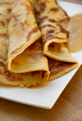 Pfannkuchen mit Apfelmus