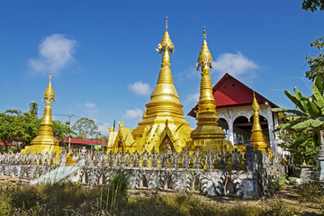 Fototapeta premium Old architecture and sharp