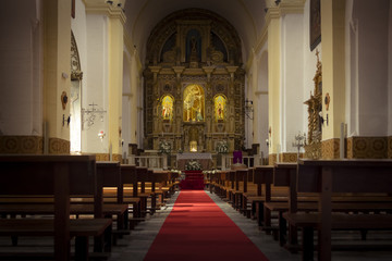Fototapeta premium Wnętrze kościoła