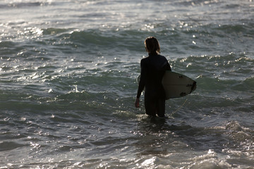 Ready to meet waves