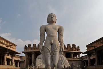 Fototapeta na wymiar Jain god Gomeshvara in Shravanabelagola, India