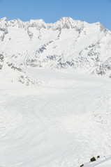Fototapeta na wymiar Riederalp, Dorf, Gletscher, Walliser Alpen, Winter, Schweiz