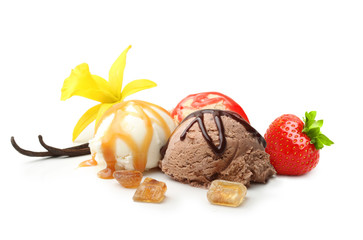 Vanilla pods, flower and ice cream