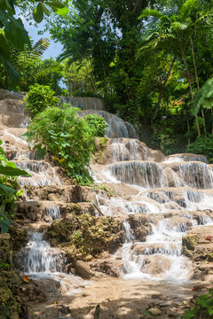 Jamaica. Dunn's River Falls.