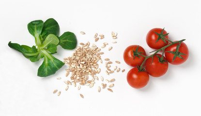 Farro, pomodorini e valeriana